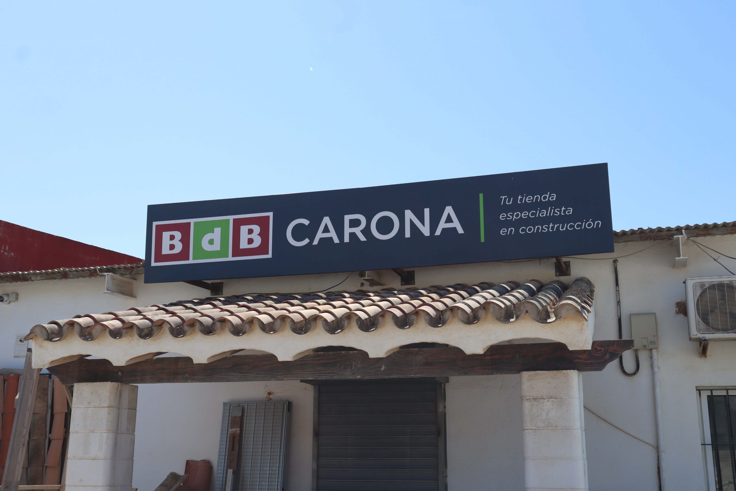Materiales Carona, ferreterías en Puerto Real
